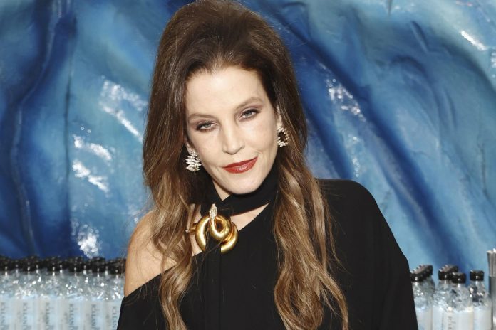 Foto: Lisa Marie Presley habría sido abusada cuando tenía 10 años /Cortesía