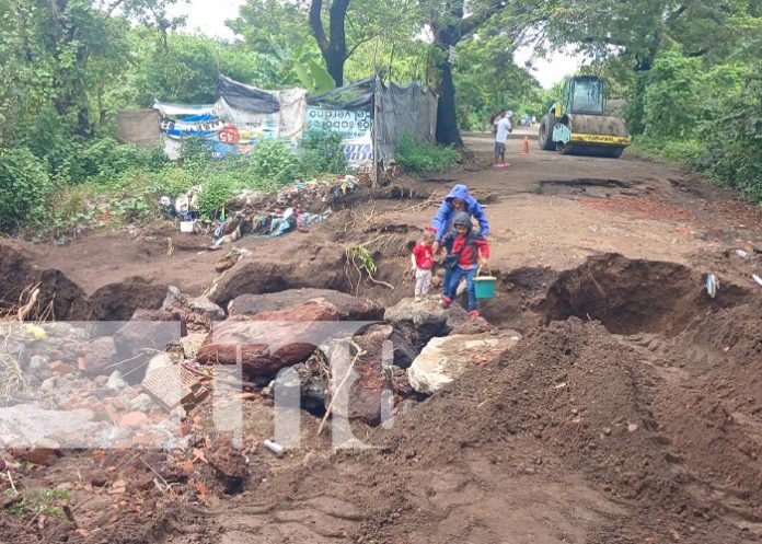 Foto: acceso principal del barrio Monte Sión, Mateare/TN8