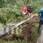 Foto: Cisterna con 5000 mil litros de leche se precipita a un abismo en Muy Muy/TN8