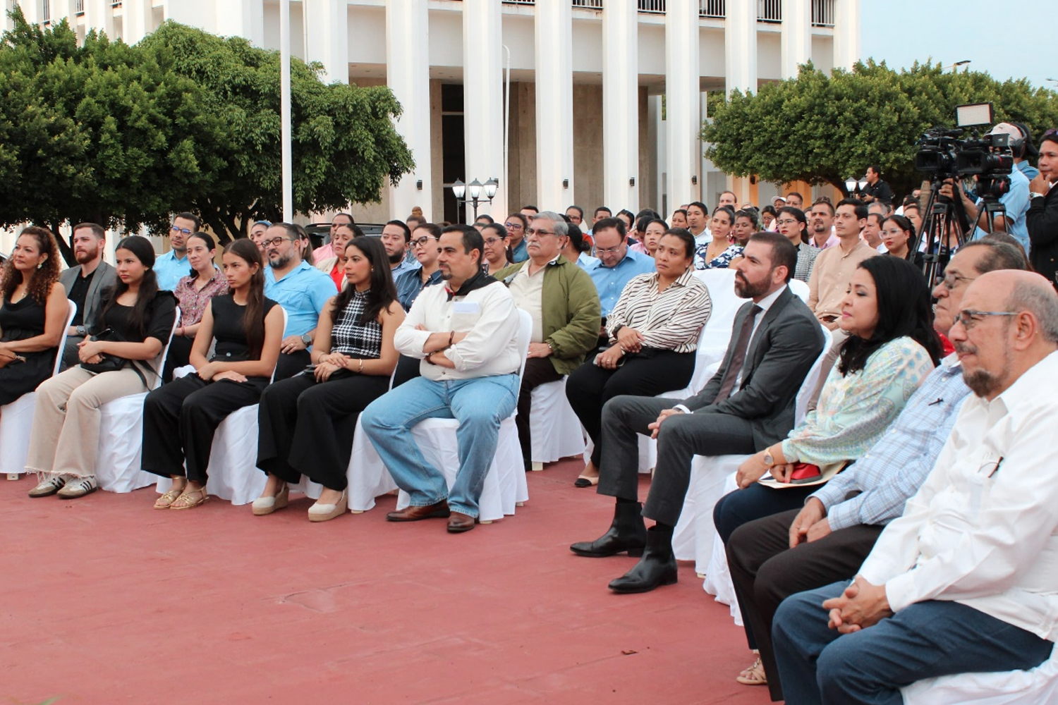 Foto: Emotivo homenaje a Paul Oquist en conmemoración de su 81º aniversario/TN8