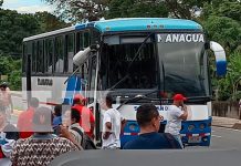 Foto: Pasajeros ven la muerte de cerca tras brutal choque entre bus y cisterna en Diriomo/TN8