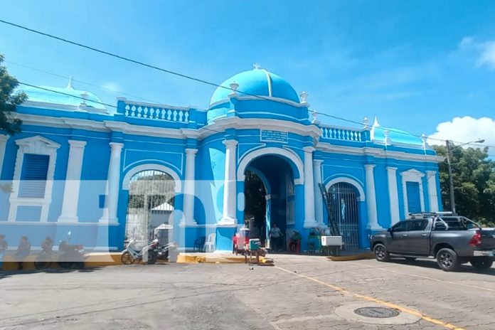 Foto: Emprendedores en Rivas, listos para el Día de los Difuntos con productos tradicionales como el coyol en miel y la chicha de jengibre/TN8