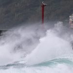 Foto: Cierre total en Taiwán: tifón Kong-rey deja calles desiertas