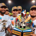 Foto: Los Tigres de Chinandega lo lograron campeones del Germán Pomares 2024 tras una épica final en extra innings/TN8