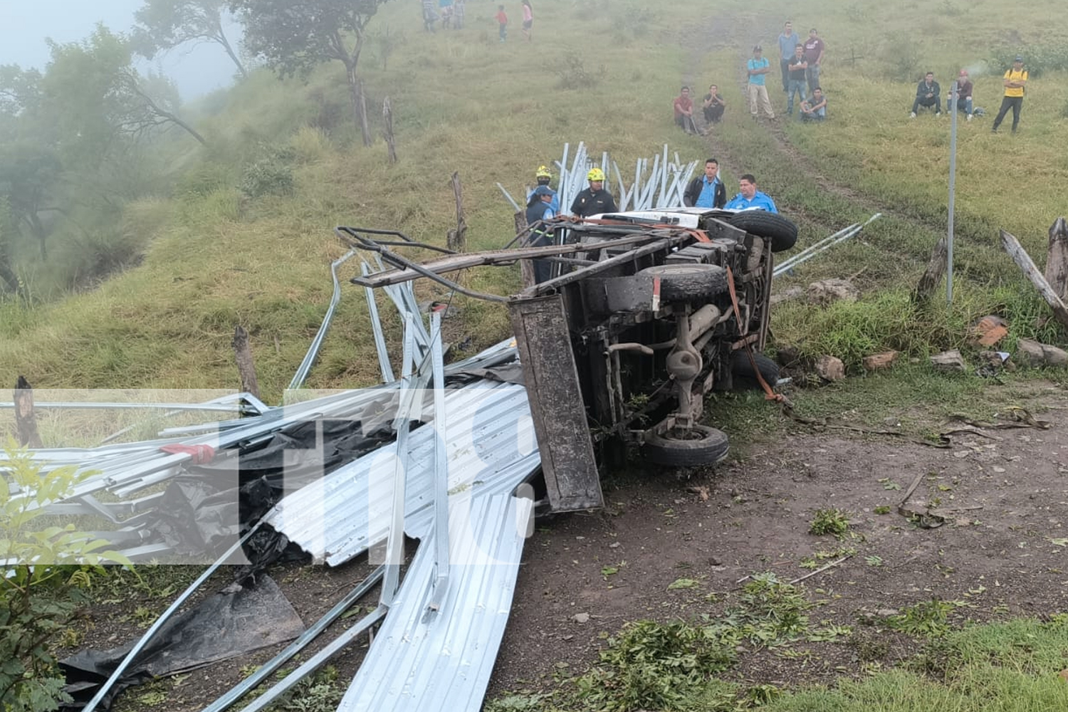 Foto: Trágico accidente de tránsito en San Juan de Limay, de Estelí, Nicaragua, donde falleció el conductor de un vehículo tras perder el control/TN8