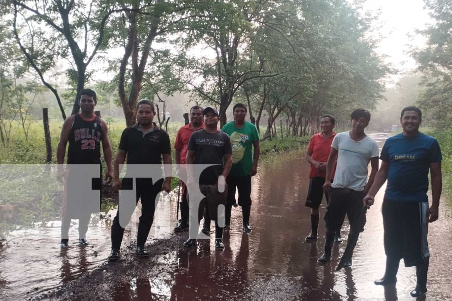 Foto: Agricultor de 53 años fallece tras intentar cruzar un arroyo crecido en Nandaime. Las fuertes lluvias siguen cobrando vidas/TN8