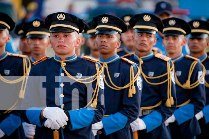 Foto: Presidente Daniel Ortega en acto por aniversario de la Policía Nacional y el Ministerio del Interior / TN8