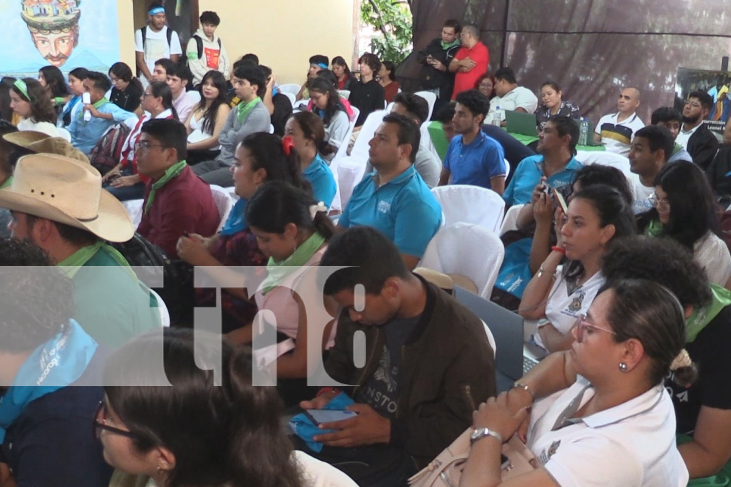 Foto: Más de 100 jóvenes talentosos de los diferentes departamentos, quienes se inscribieron en Hackathon el evento más importante del país/ TN8