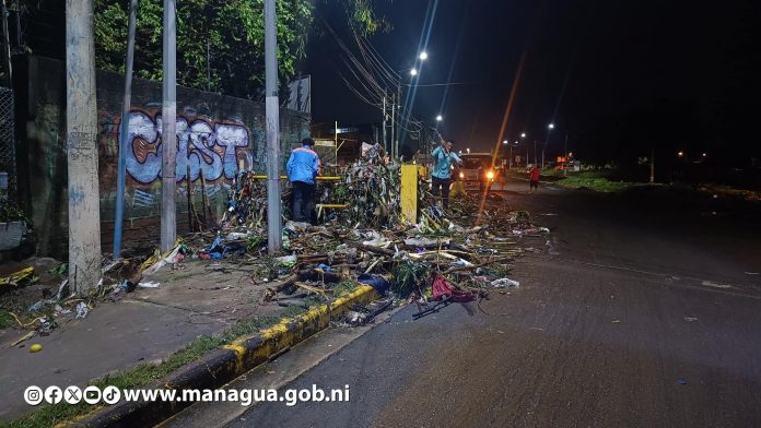 Foto: Alcaldía refuerza prevención de inundaciones con mantenimiento de cauces