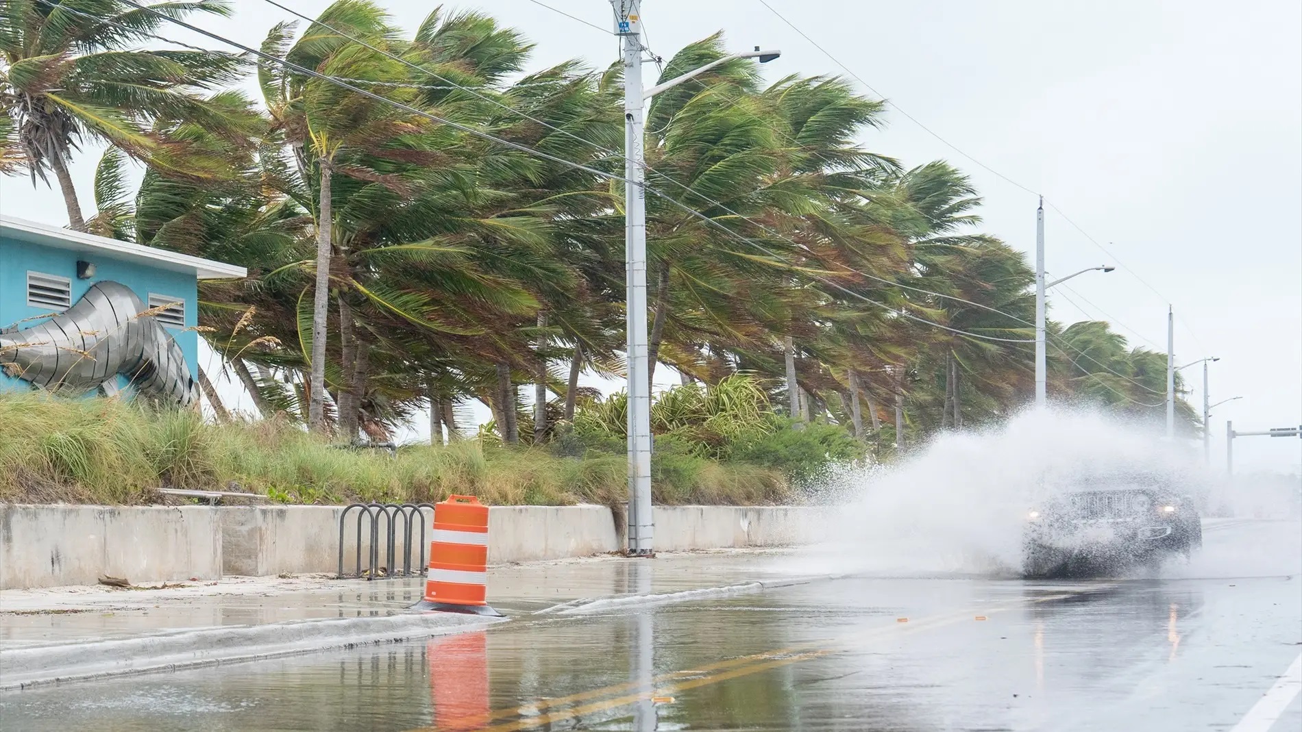 Foto: Huracán Milton provoca tornados y cierra aeropuertos en Florida