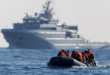 Foto: Un bebé muere tras naufragio de migrantes en la costa francesa