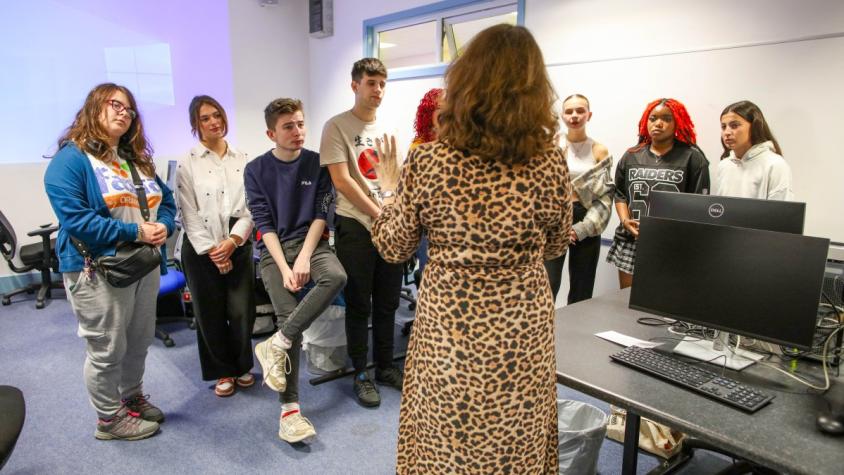 Foto: Nueva carrera para 'influencer' arranca en universidad irlandesa