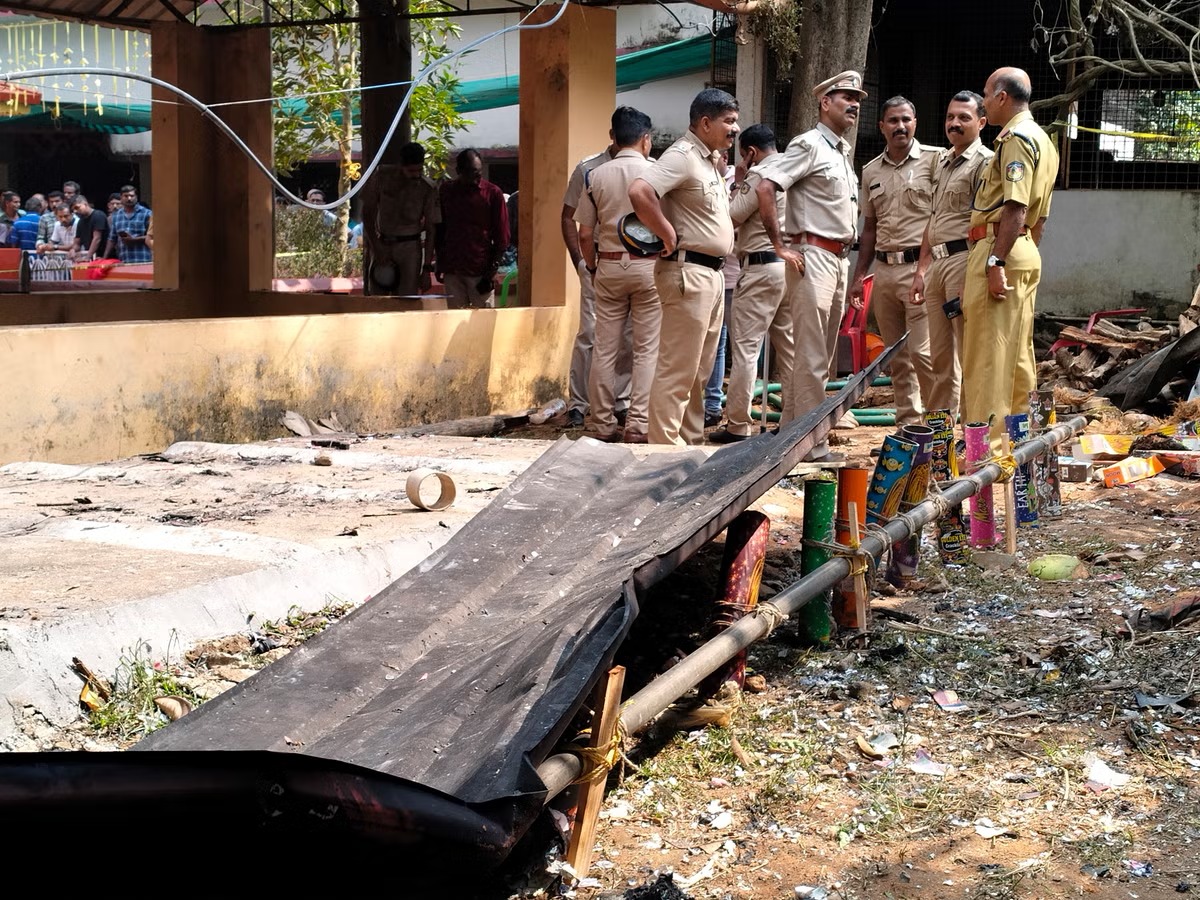 Foto: Más de 150 personas resultaron heridas en una expresión dentro de un templo en la India