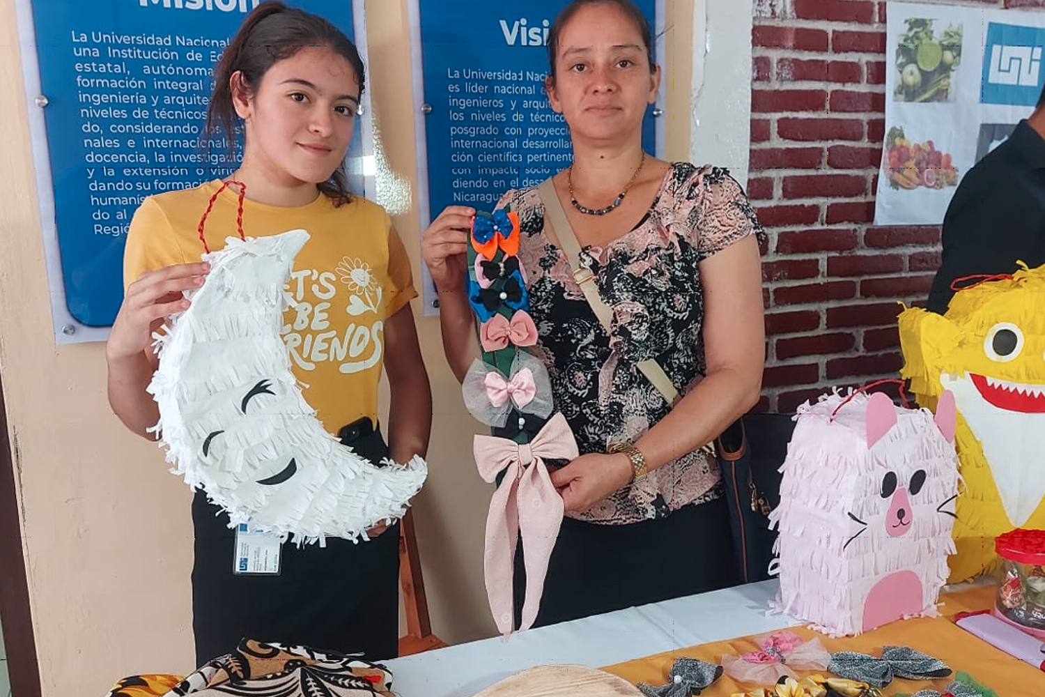 Foto: UNI impulsa innovación juvenil con estrategia nacional de educación "Bendiciones y Victorias"/Cortesía