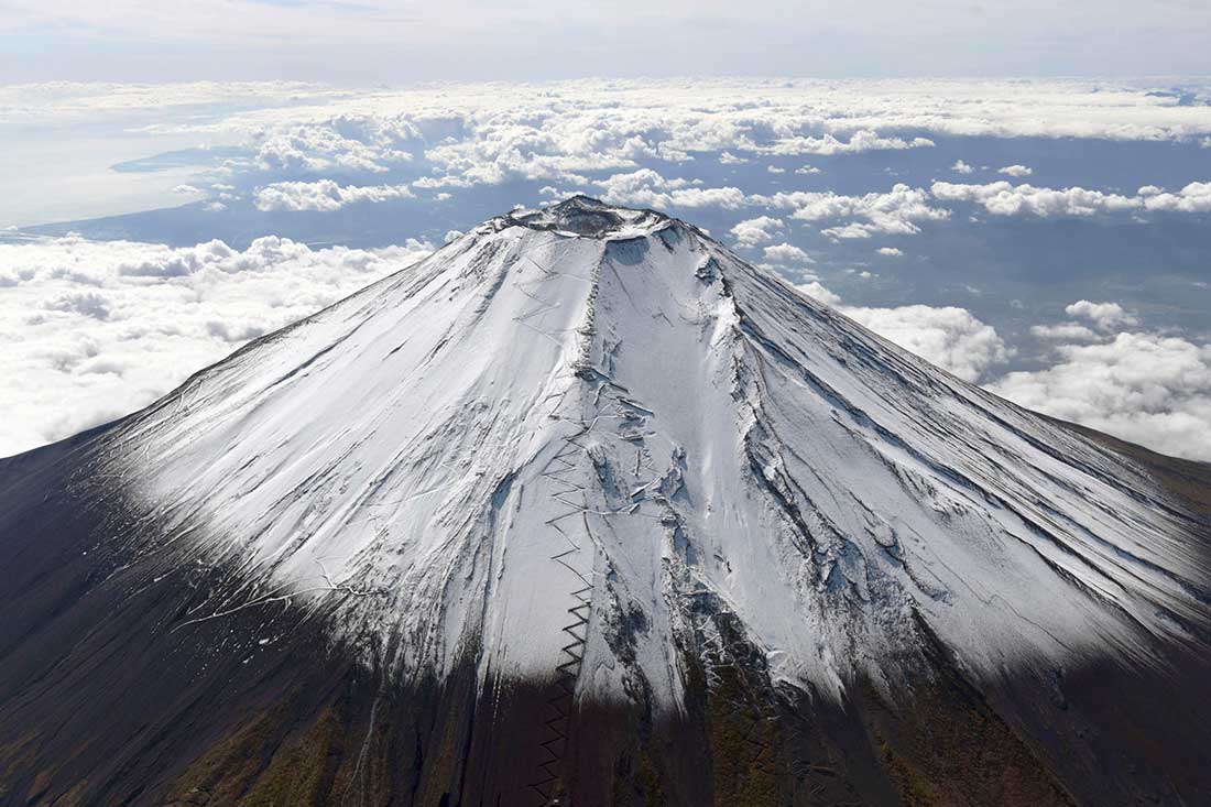 Foto: Japón enfrenta altas temperaturas que afectan la nevada del Monte Fuji