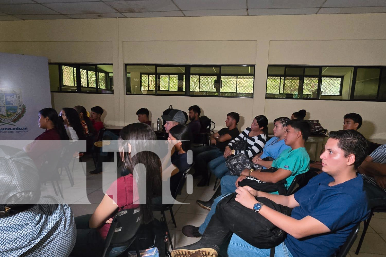 Foto: Lanzamiento de la escuela para la producción porcina en Chontales /TN8