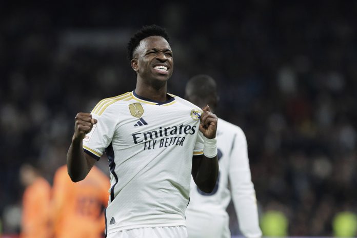 Foto: Vinícius Jr. celebró antes de ganal el Balón de Oro /Cortesía