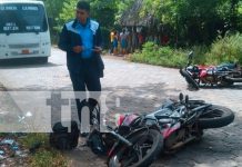 Foto: Impacto entre dos motociclistas deja a uno sin vida y al otro grave en Chinandega/TN8