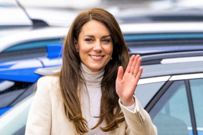 Foto: Kate Middleton asiste a su primer acto público /Cortesía