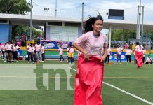 Foto: Mujeres deportistas se unen en solidaridad hacia la lucha contra el Cáncer de Mama/TN8