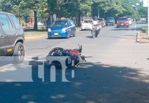 Foto: Motociclista sufre fractura tras accidente en Managua/ TN8