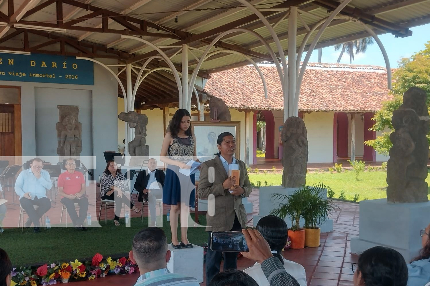 Foto: Anuncian jornada en celebración del natalicio de Carlos Martínez Rivas, desde Granada/TN8