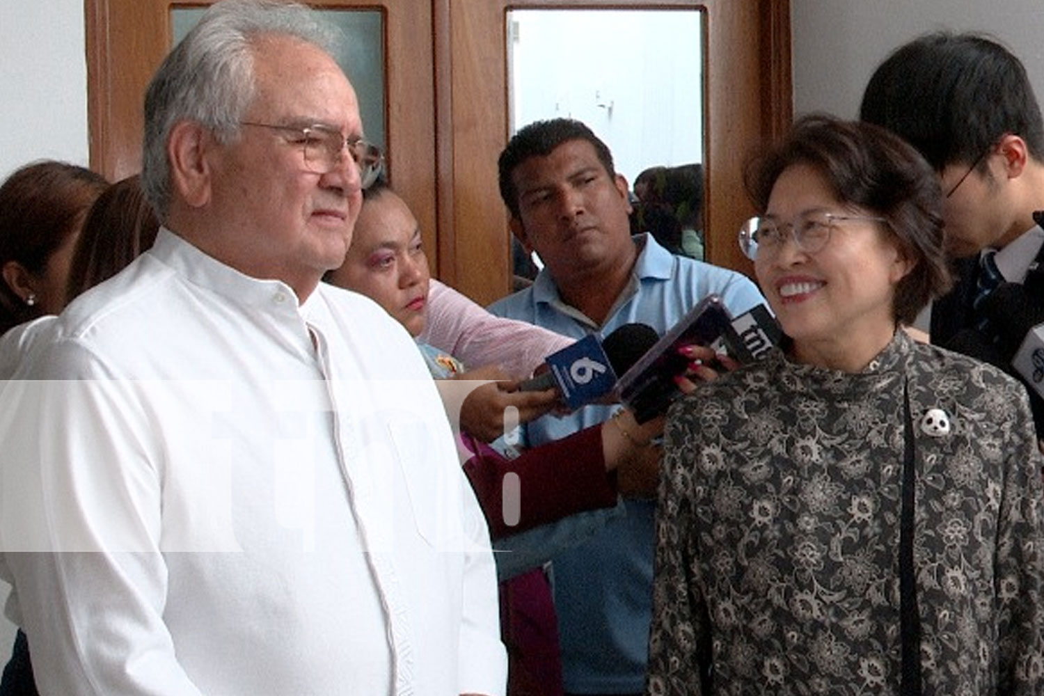 Foto: China y Nicaragua fortalecen lazos en temas de democracia en reunión bilateral presidida por Huang Xiaowei y Gustavo Porras/TN8