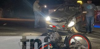 Foto: Accidente en Juigalpa: Motociclista sufre graves lesiones tras chocar con taxi. se recomienda conducir con precaución/TN8