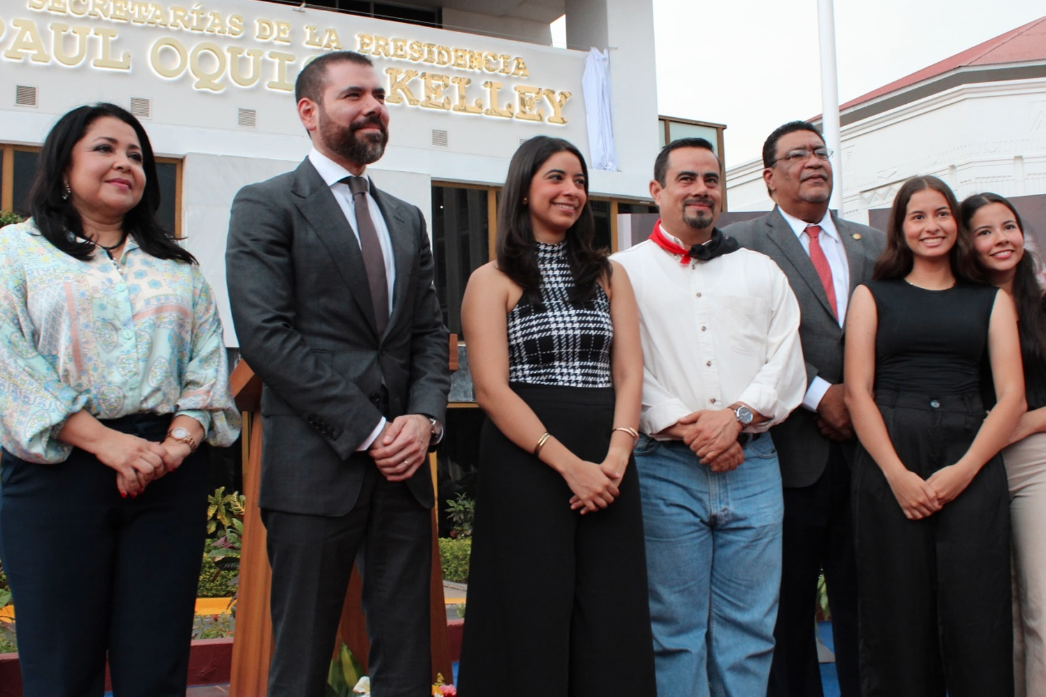 Foto: Emotivo homenaje a Paul Oquist en conmemoración de su 81º aniversario/TN8