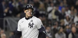 Yankees cerca de ser barridos en la Serie Mundial