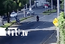 Foto: Últimos momentos de motociclista en la Rotonda El Periodista, Managua / TN8