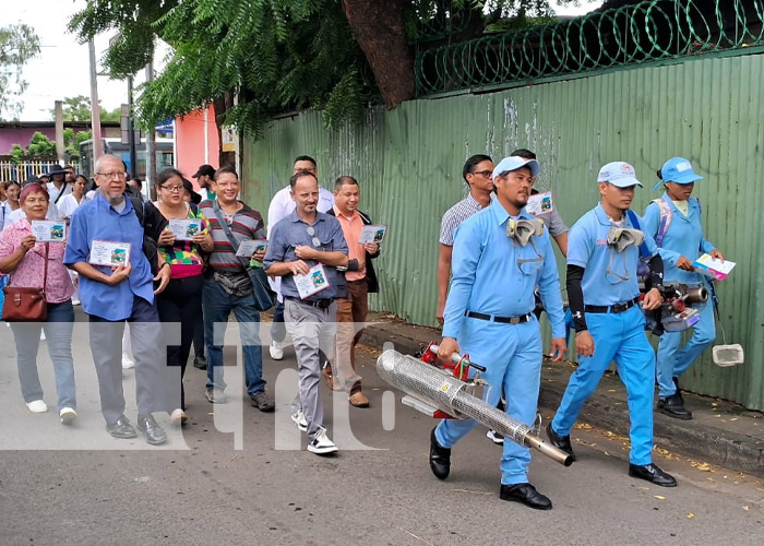 Foto: Abatización y fumigación en Managua / TN8