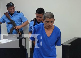 Foto: Doble cadena perpetua contra hombre por brutal crimen contra madre e hija en Murra / TN8