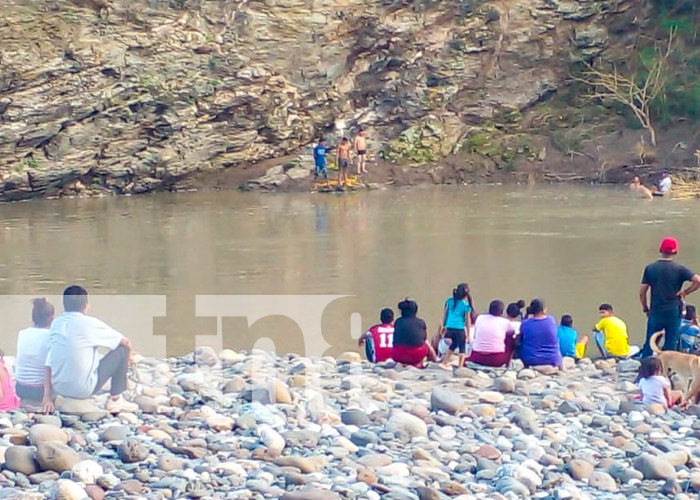 Foto: Recuperación del cuerpo de un joven que se ahogó en una poza de Ocotal / TN8