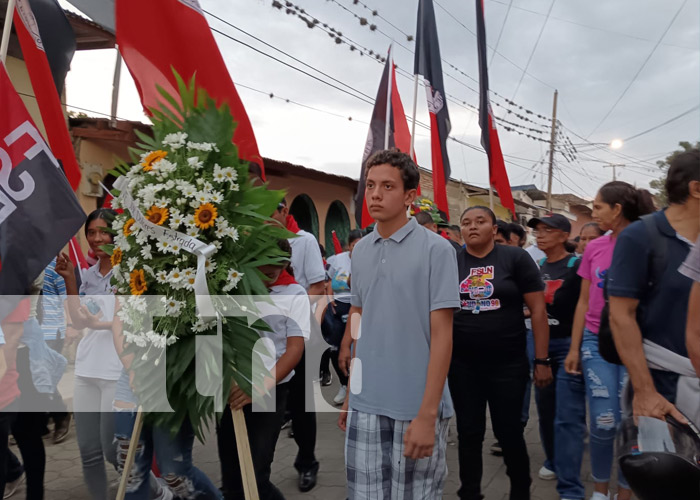 Foto: Develan busto del Comandante Pedro Aráuz Palacios en Diriomo / TN8