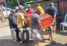 Foto: Vela de la mujer que fue asesinada en San Benito, Tipitapa / TN8