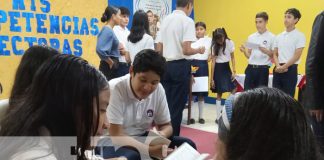 Foto: Promoción de la lectura en los colegios de Managua / TN8