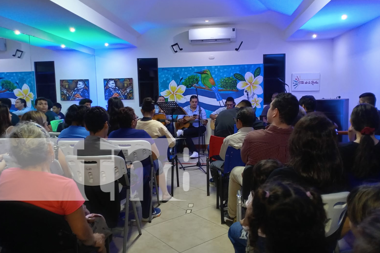 Foto: Talento y creatividad brillan en la Casa de Cultura Otto de la Rocha /TN8