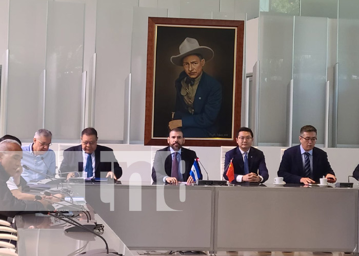 Foto: Firman crédito Nicaragua y China para nueva planta fotovoltaica / TN8