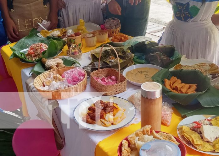 Foto: Feria gastronómica en honor a la Resistencia Indígena / TN8