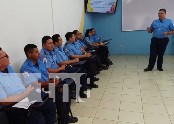 Foto: Prevención del suicidio y la depresión para aspirantes a oficiales en Nicaragua / TN8