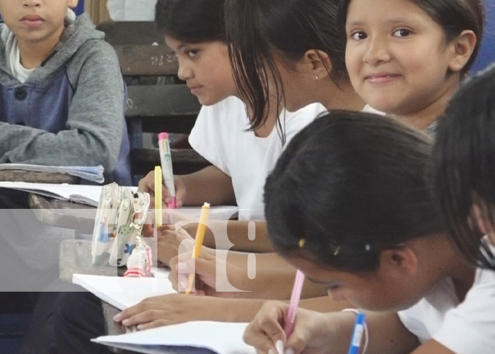 Foto: Mejoramiento de colegio en Estelí / TN8