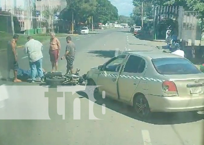 Foto: Accidente de tránsito en el Distrito II de Managua / TN8