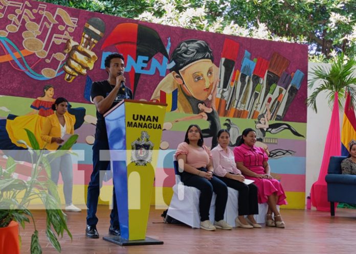 Foto: Charla sobre el cáncer de mama desde la UNAN-Managua / TN8