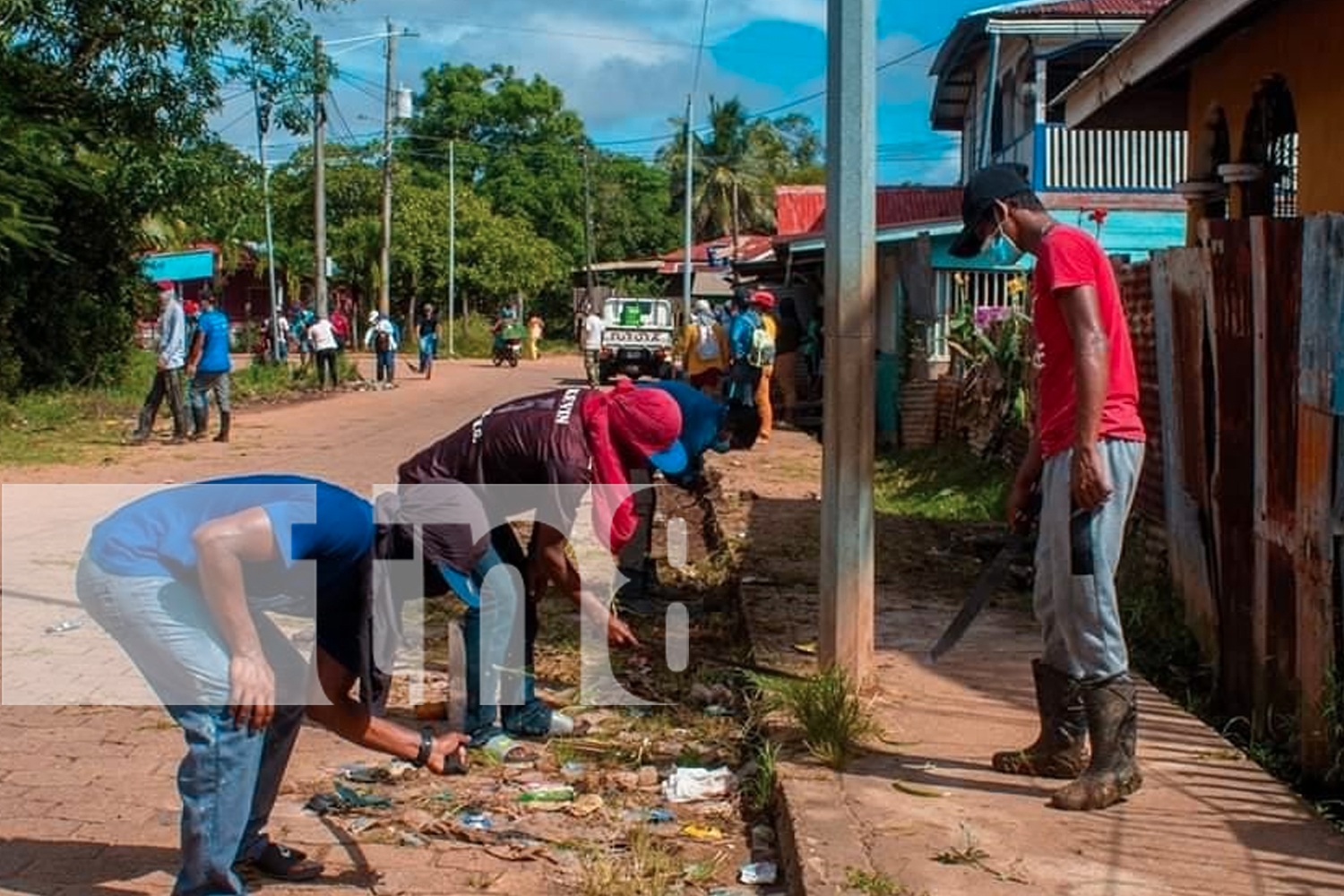 Foto: La Alcaldía de Puerto Cabezas lidera una jornada de limpieza masiva  para combatir la basura y mejorar la salubridad en Bilwi/TN8