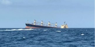 Foto: Barco naufraga en el mar Rojo dejando decenas de personas desaparecidas