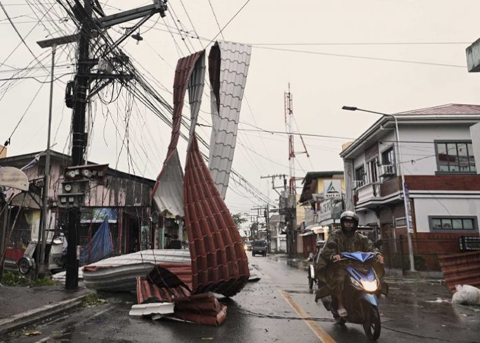 Foto: Deslizamientos y caos en Filipinas /cortesía