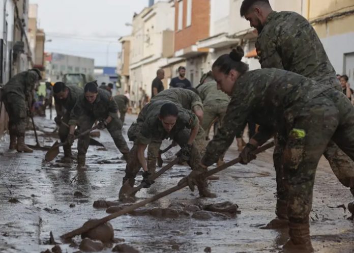 Foto:España moviliza 500 soldados para operaciones de rescate antes las lluvias / Cortesía