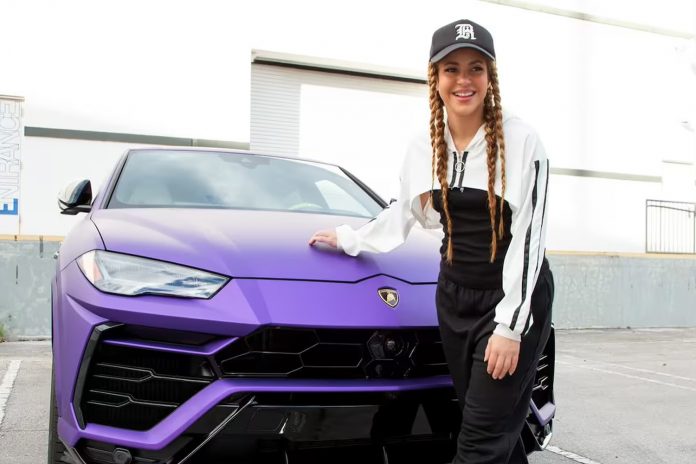 Foto: Shakira anuncia que regalará Lamborghini /Cortesía