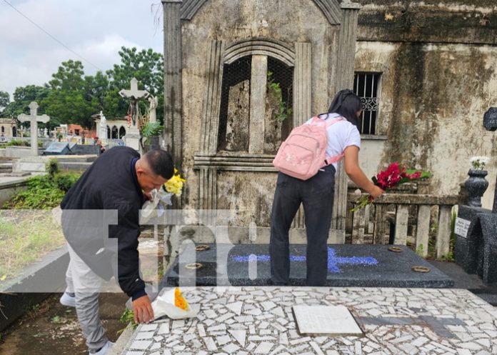 Foto: Emotivo homenaje de la Juventud Sandinista a los héroes y mártires en Managua / TN8